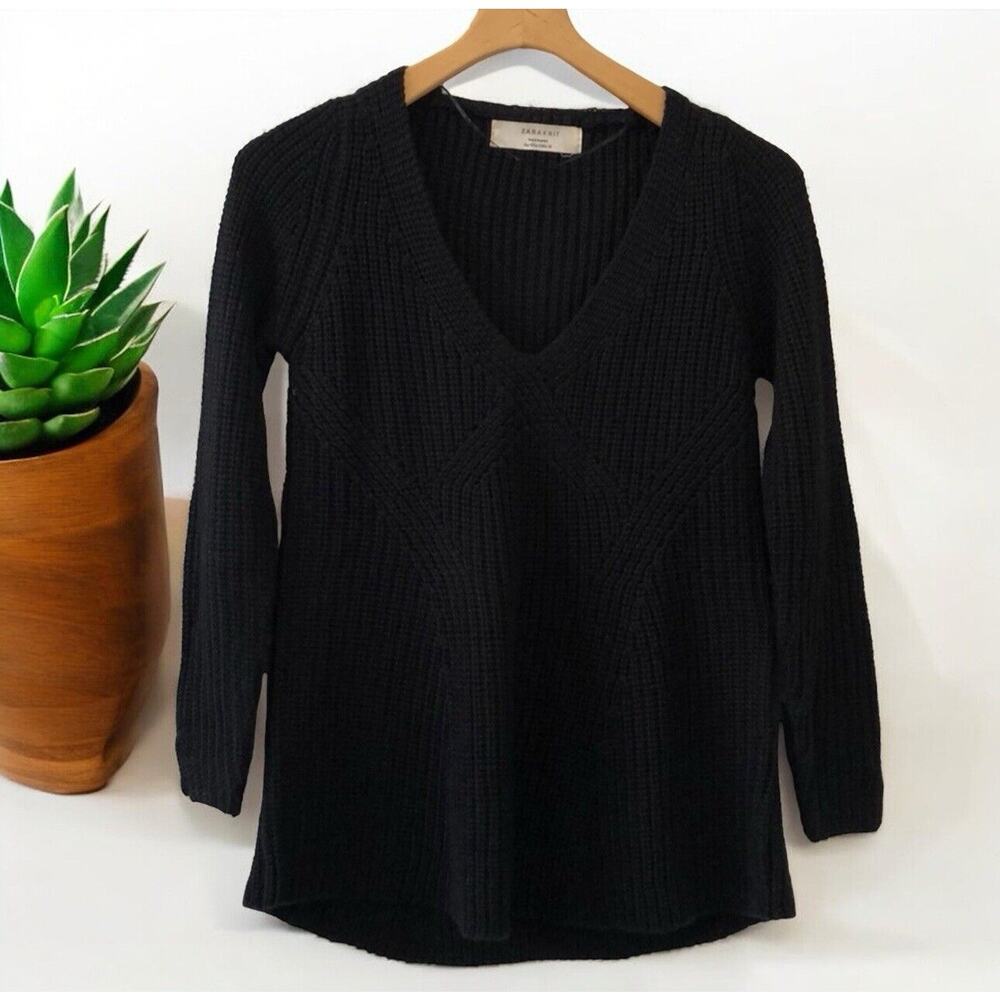 Zara Knit Black V Neck sweater Women’s Size S Small Pullover‎